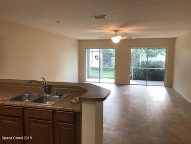 2990 S. Fiske Blvd., J3, greatroom