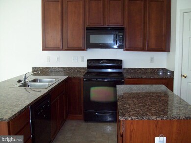 3360 Landmark Ct unit 41, Chambersburg, PA 17201 - photo 7