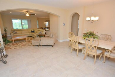 Family Room / Dining