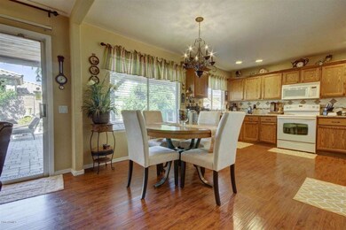 Light Cheerful Kitchen.