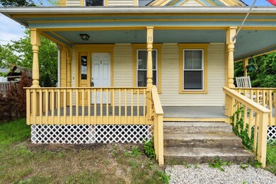 11 Green St unit 2, Rochester, NH 03868 - photo 3
