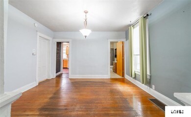 406 5th St, Lincoln, IL 62656 - photo 6