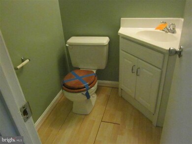 600 Fairlawn Ave, Laurel, MD 20707 - photo 4