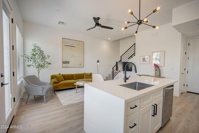 777 W Coolidge St unit 3, Phoenix, AZ 85013 - photo 4