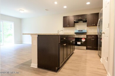 8208 Halls Hammock Ct, Jacksonville, FL 32244 - photo 5