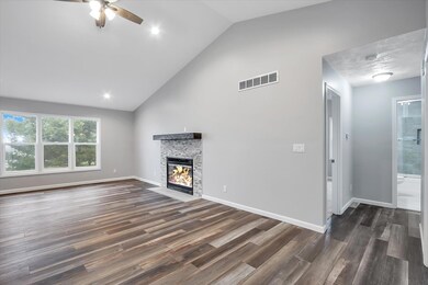 33849 Prairie Knolls Dr, New Carlisle, IN 46552 - photo 3