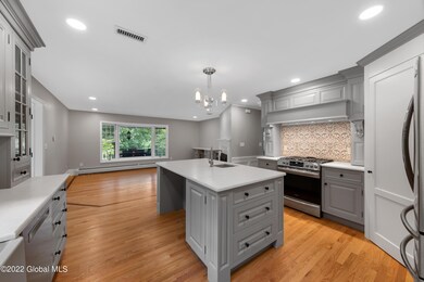 36 Oriel Ln, Rensselaer, NY 12144 - photo 3