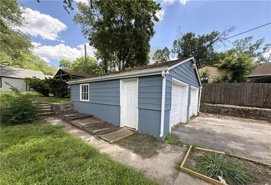 809 S Carlisle Ave, Independence, MO 64054 - photo 5