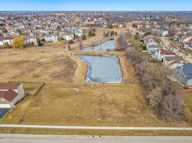 1530 Westbourne Pkwy, Algonquin, IL 60102 - photo 2