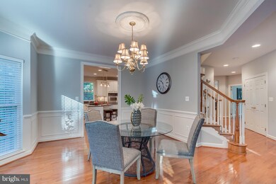 25702 S Village Dr, Chantilly, VA 20152 - photo 7