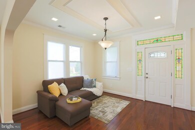 4824 Hazelwood Ave, Baltimore, MD 21206 - photo 6