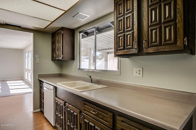 1123 E Bell de Mar Dr, Tempe, AZ 85283 - photo 4