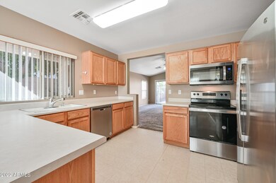 858 E Monterey St, Chandler, AZ 85225 - photo 7