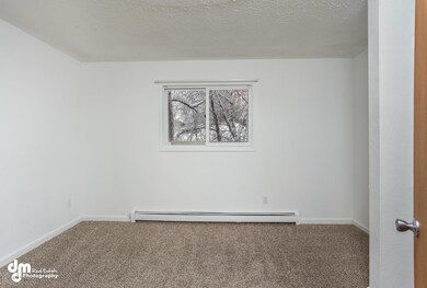 315 Krane Drive Unit 1-large-011-1-Bedro