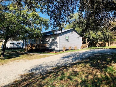 218 Atwood Rd, Granbury, TX 76049 - photo 4