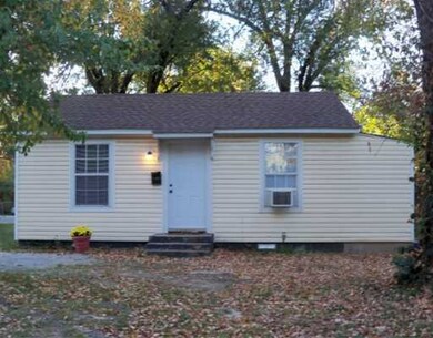 801 NW B St, Bentonville, AR 72712 - photo 4