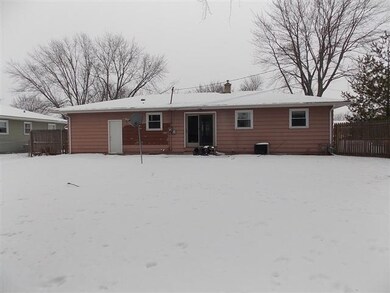 2203 S Terrace St, Janesville, WI 53546 - photo 2