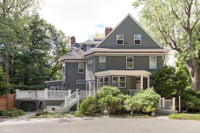 62 Lenox St, West Newton, MA 02465 - photo 2