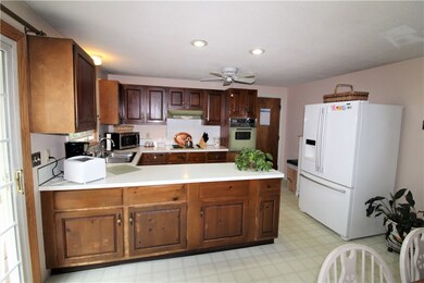 62 Wright Ave, Wakefield, RI 02879 - photo 6