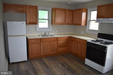 202 5th Ave, Baltimore, MD 21227 - photo 4