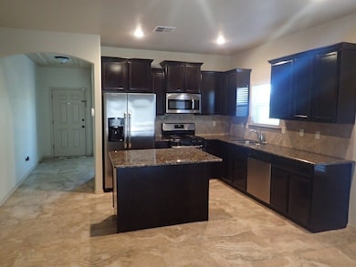 13836 Hollywood Dr, Horizon City, TX 79928 - photo 6