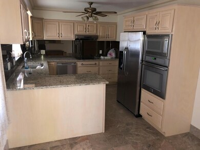 1370 E Cooke Rd, Columbus, OH 43224 - photo 4