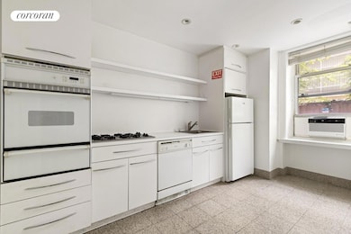 103 E 75th St unit 1RE, New York, NY 10021 - photo 4