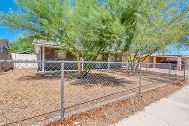 4533 N 50th Dr, Phoenix, AZ 85031 - photo 2