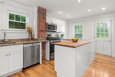 71 Redington St, Swampscott, MA 01907 - photo 2