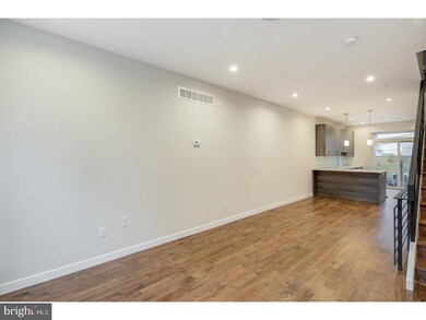 2227 Wilder St, Philadelphia, PA 19146 - photo 4