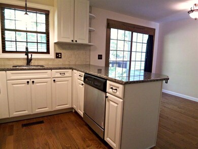 40 Hawkstead Hollow unit U38, Nashua, NH 03063 - photo 4