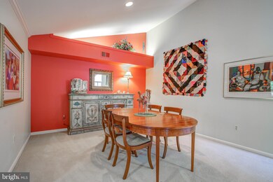 5808 Linden Square Ct, Rockville, MD 20852 - photo 6