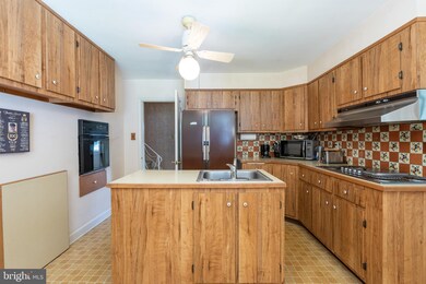 1353 Valley Forge Rd, Wayne, PA 19087 - photo 7