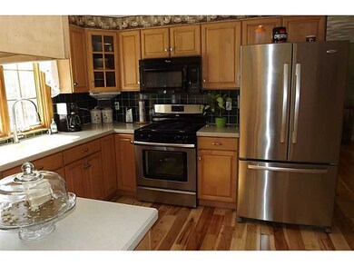 184 Tara Ln, Woonsocket, RI 02895 - photo 3