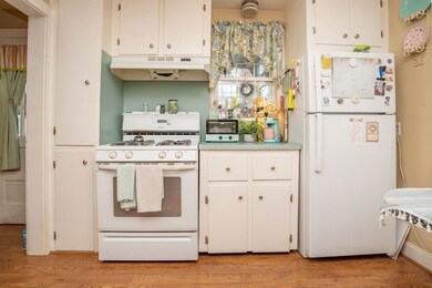293 Fair St, Warwick, RI 02888 - photo 7