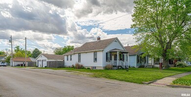 1031 Broadway St, Lincoln, IL 62656 - photo 2