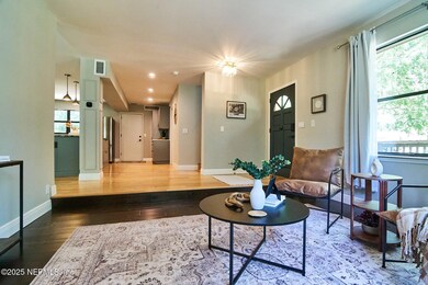 703CameliaTrail-AmyHouse32034