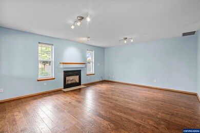 1632 Berndt Hill Dr S, Salem, OR 97302 - photo 5