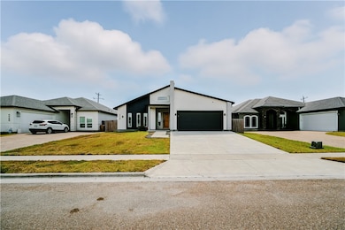 7710 Krypton Dr, Corpus Christi, TX 78414 - photo 3