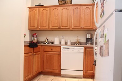 817 E 4th St unit 2, Boston, MA 02127 - photo 6