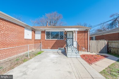 3510 Chadwick Ct, Temple Hills, MD 20748 - photo 2