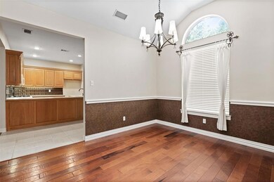 1110 Buena Vista Dr, Denton, TX 76210 - photo 3