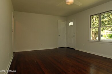 102 Dogwood Dr, Jacksonville, NC 28540 - photo 5