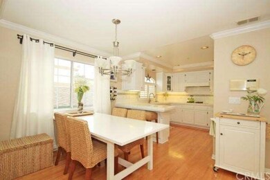 Open kitchen that allows you to socialize with gue