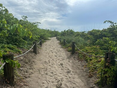 1115 S Ocean Dr unit 1, Fort Pierce, FL 34949 - photo 5