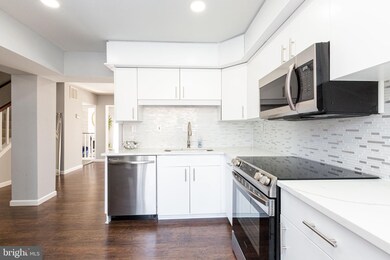 1654 Valencia Way, Reston, VA 20190 - photo 6