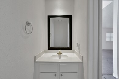 7847 Gatehouse Dr, Houston, TX 77040 - photo 6