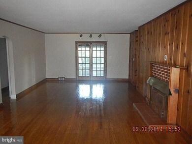 3403 Mayfield Ave, Baltimore, MD 21213 - photo 3