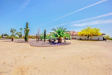 10155 E Fenimore Rd, Mesa, AZ 85207 - photo 6