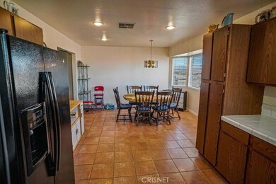 2172 58th St W, Rosamond, CA 93560 - photo 6